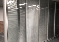 Soem-Büro-Raum-Glaswand-Trennwand-einzelne glasig-glänzende Glasbüro-Teiler-Wände